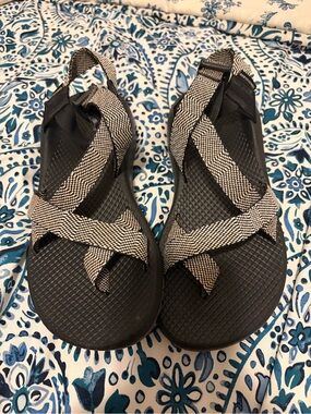 Chaco Women's Black Sandals with White Patterned Straps Size 8
